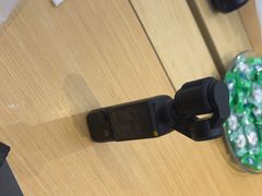 -DJI大疆(深圳华强北曼哈授权体验店)