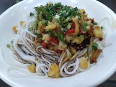拌粉-龙老五汤店(站前西路店)