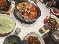 -老湘亲·品鉴湘菜(蔡塘爱琴海店)