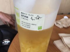 霸气凤梨-奈雪的茶(南山大冲一期店)