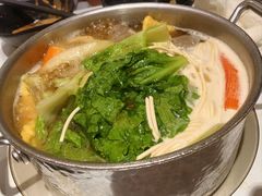 -呷哺呷哺 黄金牧场 (新中关购物中心店)