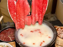 -牛牛和牛海鲜粥底火锅(长虹国际城店)