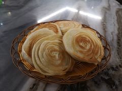 -蔼若春.传承三十年云南菜(金碧公园店)