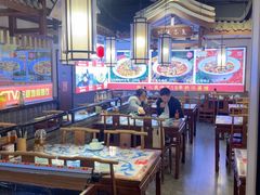 -川流不息·地道川菜·小龙虾(新松江路店)