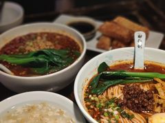 果仁红糖糍粑-张氏宽窄巷成都名小吃(茂业百货华强北店)