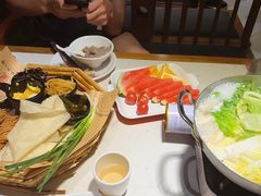 -丁里羊肉小镇(天鹅湖总店)