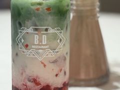 车厘子抹茶轻乳-马克西姆俄罗斯餐厅(通亚街店)