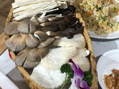 -鱼䲆鱻云南草帽蒸汽石锅鱼(云尚国际店)