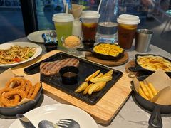 -必胜客(WOW南雄店)