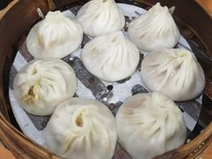 -莱莱小笼·乔艾