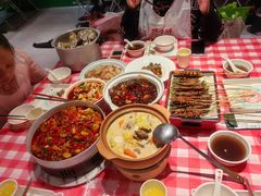 -辣小鲜·南昌大排档(船山路店)