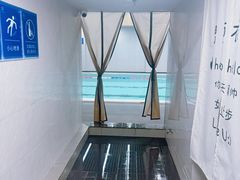 -蓝海豚游泳俱乐部(南京西路店)