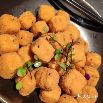 106餐厅的寓意吉祥富贵丰富多彩！