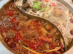 -沸炉重庆老火锅(军事博物馆店)