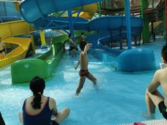 -青岛东方影都融创水世界