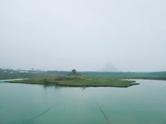 -英德宝晶宫天鹅湖茶语温泉