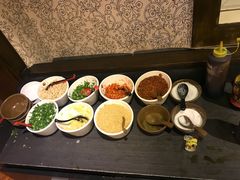 -憨石匠鲜菜土火锅(昆都店)