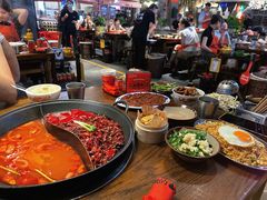 -萍姐火锅·公路夜市(武汉首店)