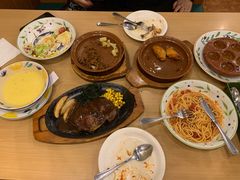 -萨莉亚意式餐厅(特力时尚汇店)