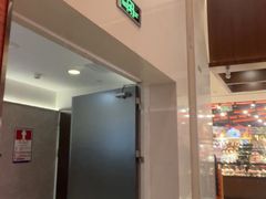 -中航城君尚购物中心