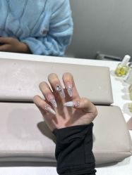 -晨·艺美甲美睫