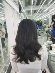 -COMO SALON 烫染可茉发型