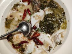 -江渔儿酸菜鱼·拔草餐厅(虎门君乐汇店)