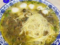 鱼汤雪菜肉丝长鱼鱼圆面-面婆婆东台鱼汤面(湛江路店)
