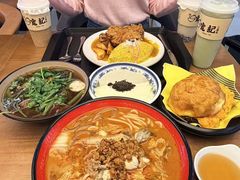 -津津飯堂