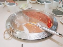 -左庭右院鲜牛肉火锅(浦江欢乐颂店)