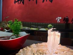 -官塘陈记鱼生·潮汕砂锅粥·牛肉火锅(潮枫路总店)