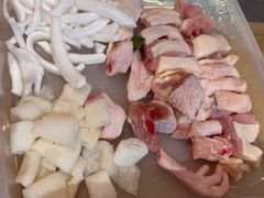 -喃喃椰·糟粕醋·椰子鸡火锅(七堡花园店)