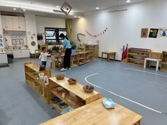 -宾果蒙特梭利托育儿童之家幼儿园(爱琴海店)