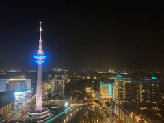 -云顶旋转自助景观餐厅