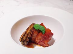 秘制红烧肉配鲍鱼-宴昆山·私房菜(春晖店)