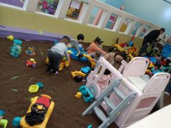 -孩子王(昆山招商花园城店)