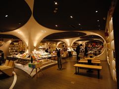 -钟书阁(珍园店)
