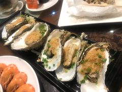蒜茸烧生蚝-蠔爺王志德生蚝馆(金沙湾店)