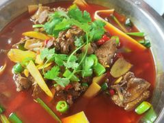 -有红鸡毛店·川菜(建设路店)