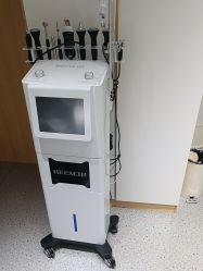 -康美贞·痘肌养护管理中心