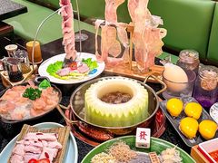 -得意咚瓜·顺德鱼生·冬瓜火锅(深圳首店)