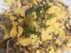 -鲁班小馆(政四街店)