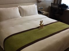 -西安大雁塔科技大学地铁站亚朵酒店