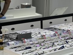 -造寸眼镜·蔡司官方授权店(东门店)