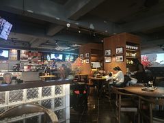 -JINNS锦时 steak&pizza(浸信会礼拜堂旧址店)