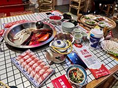 -山悦里 山野·鲜火锅(罗斯福广场店)