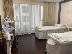 -康美贞·痘肌养护管理中心