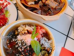 -贤合庄卤味火锅(济南泉城路店)