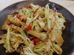 -十二饭点·川菜(北站圆融店)