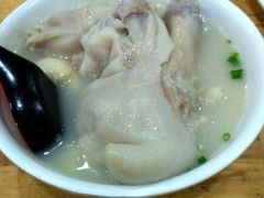-雷祖芳老妈蹄花店